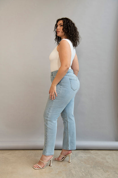 Curve Straight Jeans - Light Bleach