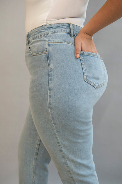 Curve Straight Jeans - Light Bleach
