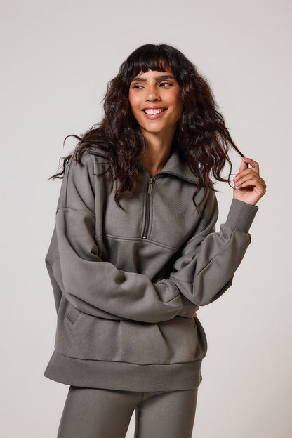 VerdantVibe Organic AllSeason Oversized Quarter-Zip Sweatshirt - Slate Green